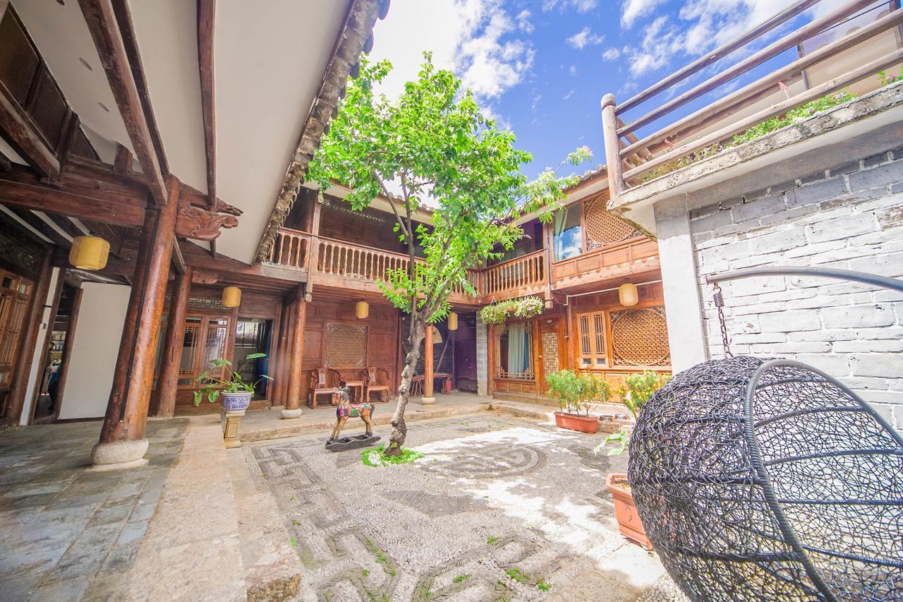 Lijiang Half Moon Bay Inn Exterior foto